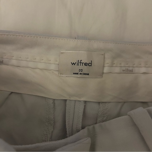 aritzia wilfred icy white carrot trousers - Picture 3 of 4